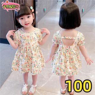 キッズワンピース　小花総柄　フリル　女の子服　夏物100(ワンピース)