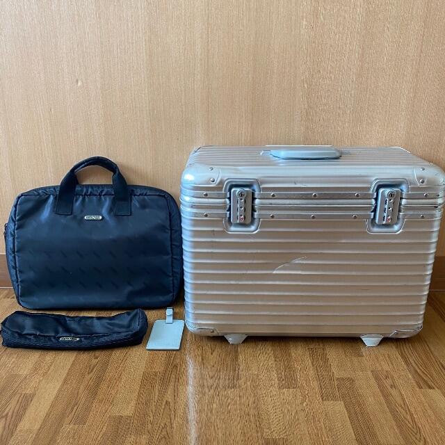 RIMOWA(リモワ)のRIMOWA TOPAS 928.51 パイロット トロリー 2輪 37L メンズのバッグ(トラベルバッグ/スーツケース)の商品写真