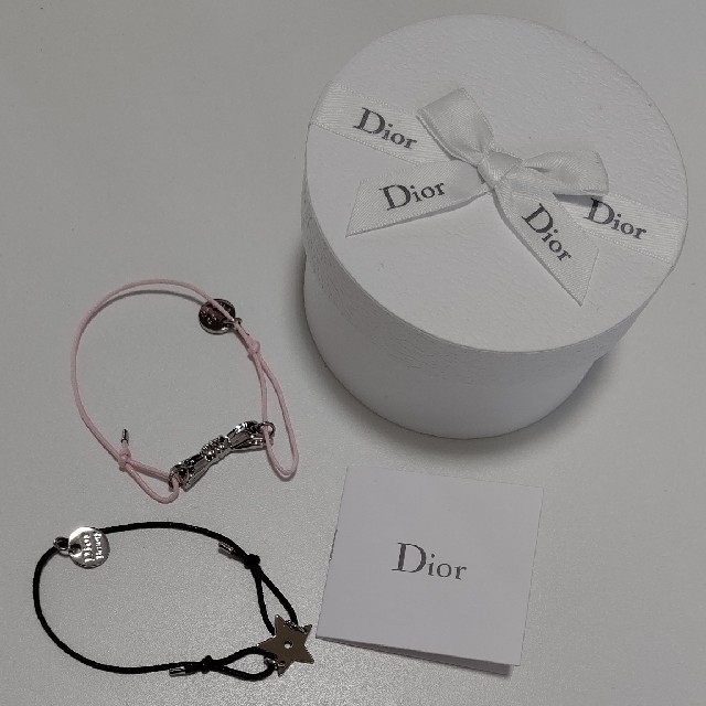 Dior(ディオール)の専用ディオール Dior Beauty ブレスレット２本セット          レディースのアクセサリー(ブレスレット/バングル)の商品写真