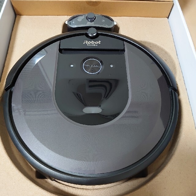 iRobot Roomba i7