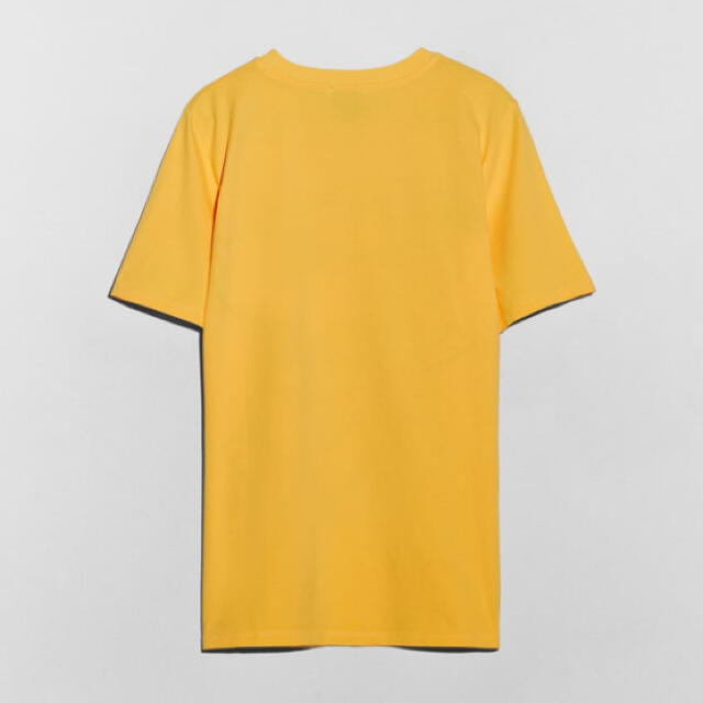 【新品未使用】ZARA スヌーピー Tシャツ ピーナッツ SNOOPY 黄色 L メンズのトップス(Tシャツ/カットソー(半袖/袖なし))の商品写真