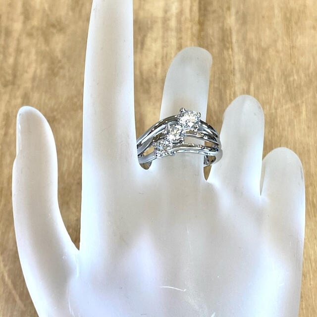 輝き抜群！エステール ダイヤ 1.02ct リング M406 レディースのアクセサリー(リング(指輪))の商品写真