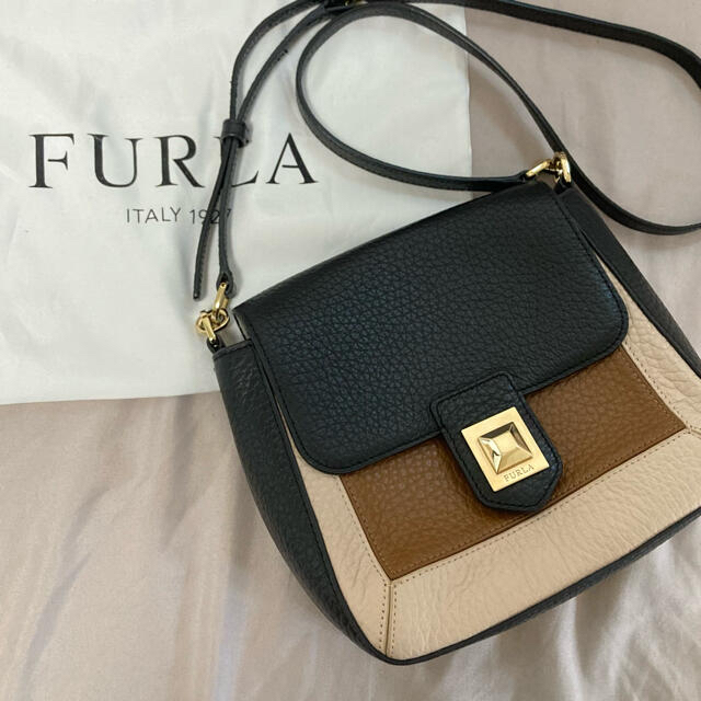 FURLA ショルダーバッグ