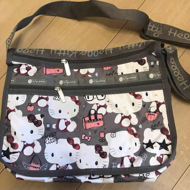 LeSportsac(レスポートサック)の新品未使用　限定コラボ　レスポートサック ハローキティ ショルダーバッグ レディースのバッグ(ショルダーバッグ)の商品写真