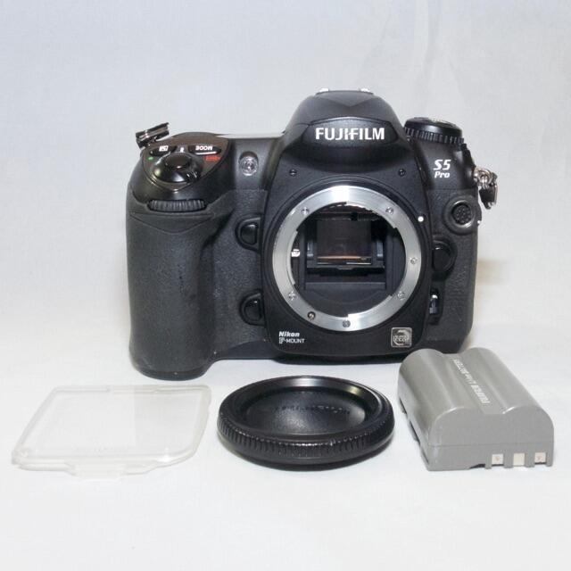 Fujifilm FinePix S5 Pro（付属品多数）