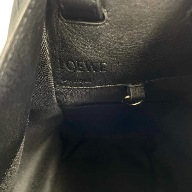 LOEWE(ロエベ)のLOEWE ロエベ ハンモック スモール ブラック 正規品 バッグ レディースのバッグ(ショルダーバッグ)の商品写真