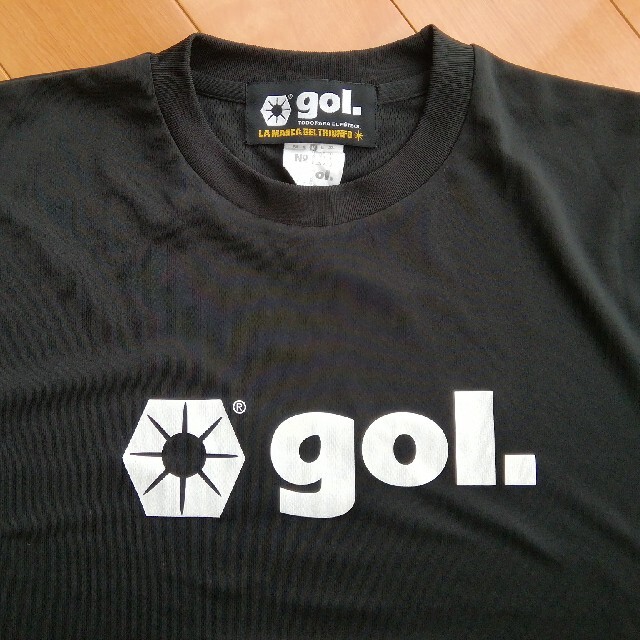 gol　半袖Ｔシャツ　メンズＭサイズ スポーツ/アウトドアのサッカー/フットサル(ウェア)の商品写真