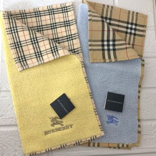 バーバリー(BURBERRY)のBURBERRY  タオルハンカチ 【新品未使用】(ハンカチ)