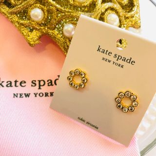 ケイトスペードニューヨーク(kate spade new york)のケイトスペード　キュービックジルコニア　スタッドピアス　保存袋付き(ピアス)