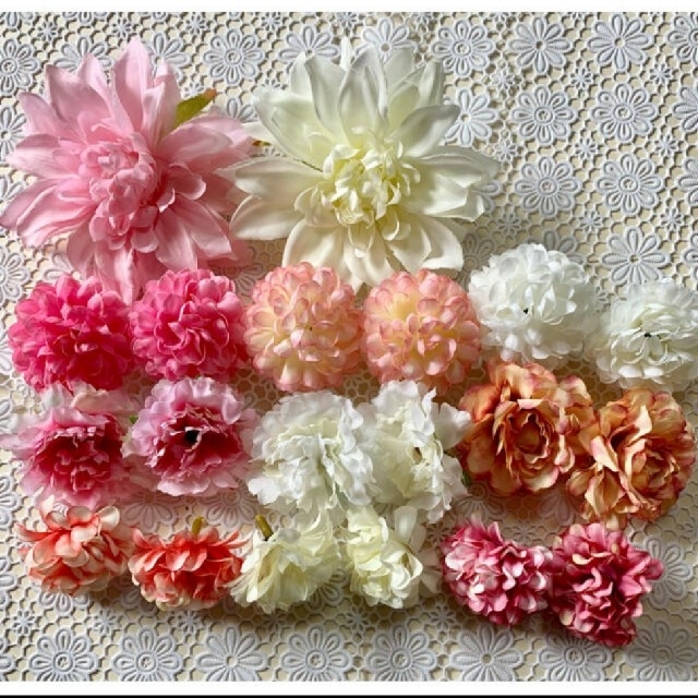 造花詰め合わせセットピンク&ホワイト ハンドメイドの素材/材料(各種パーツ)の商品写真