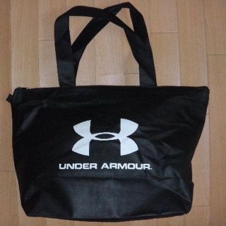 アンダーアーマー(UNDER ARMOUR)のアンダーアーマー トートバック ランドリーバック 黒(トートバッグ)