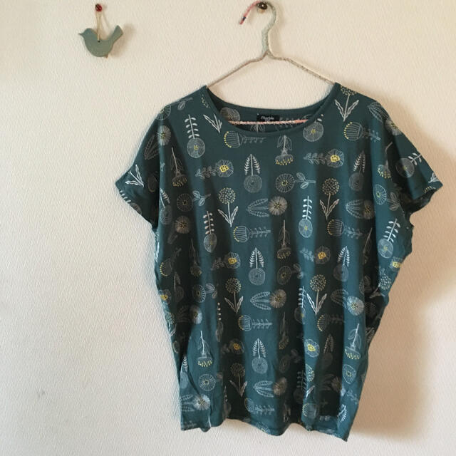 marble SUD花柄刺繍　Ｔシャツ レディースのトップス(Tシャツ(半袖/袖なし))の商品写真