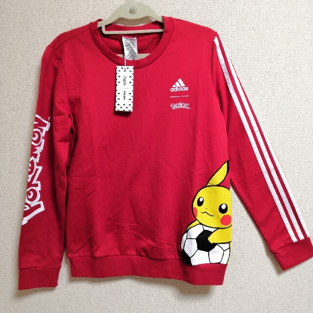 adidas(アディダス)の【新品】adidas☆ポケモンピカチュウ スウェットシャツ size M レディースのトップス(Tシャツ(長袖/七分))の商品写真