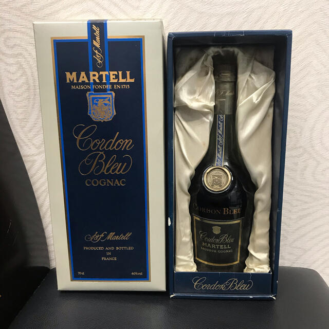 【未開栓】MARTELL マーテルコルドンブルー 旧分割ラベル 700ml