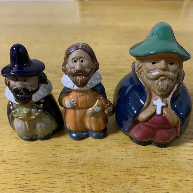 オランダ製 陶器の人形 鈴 - 置物