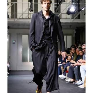 ヨウジヤマモト(Yohji Yamamoto)のyohjiyamamoto 19ss Look1 左前二重フラップ変形ジャケット(テーラードジャケット)