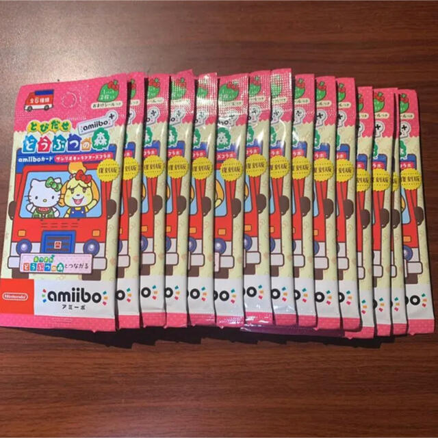 Nintendo Switch(ニンテンドースイッチ)のamiiboカード　どうぶつの森サンリオコラボ 未開封１5パックセット エンタメ/ホビーのアニメグッズ(カード)の商品写真