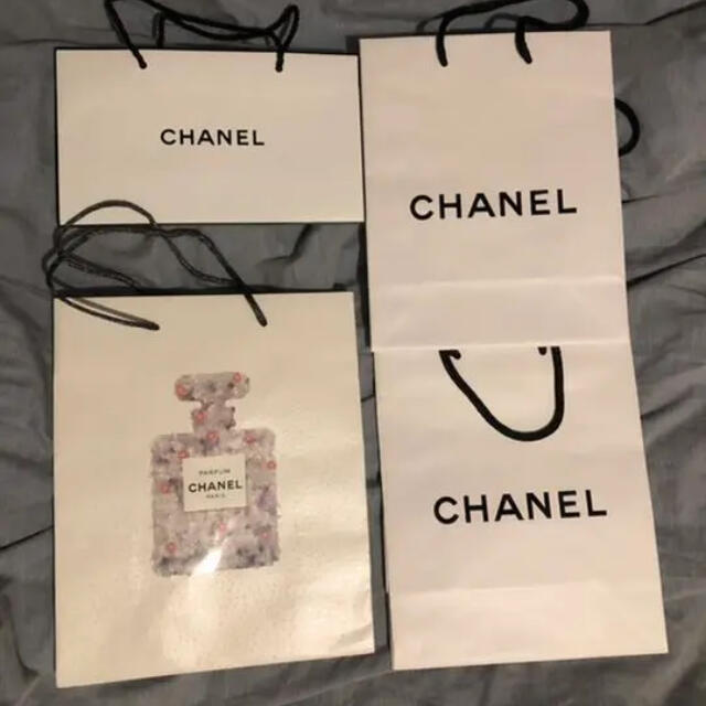 CHANEL(シャネル)のCHANEL ショップ袋4点 レディースのバッグ(ショップ袋)の商品写真