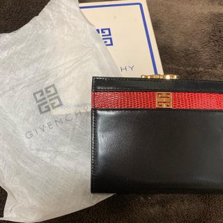 ジバンシィ(GIVENCHY)のジバンシーの折り財布(財布)