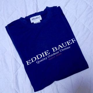 エディーバウアー(Eddie Bauer)のお値下げ　エディバウアー　紺の半袖Tシャツ　メンズトップス　(Tシャツ/カットソー(半袖/袖なし))