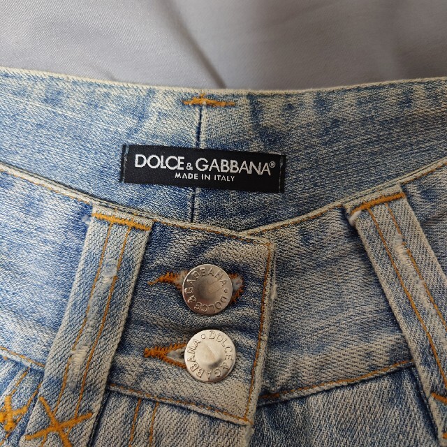 DOLCE&GABBANA(ドルチェアンドガッバーナ)のドルチェ&ガッバーナ デニム パンツ ジーンズ インディゴ スタッズ メンズのパンツ(デニム/ジーンズ)の商品写真