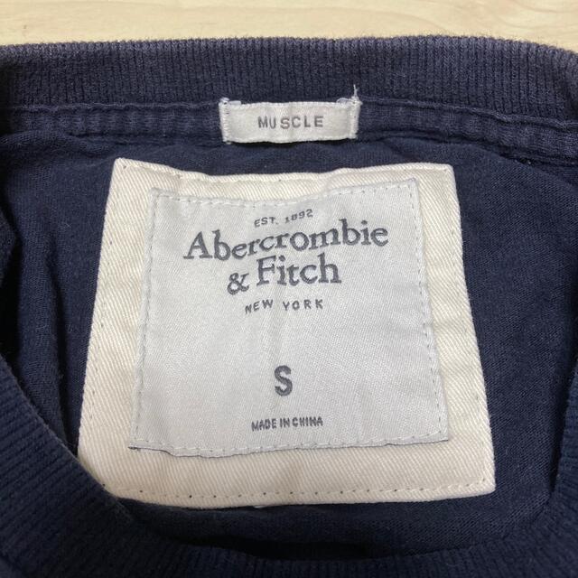 Abercrombie&Fitch(アバクロンビーアンドフィッチ)のアバクロ　Abercrombie & Fitch  Tシャツ メンズのトップス(Tシャツ/カットソー(半袖/袖なし))の商品写真