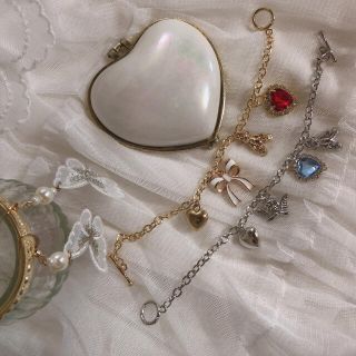 ジルスチュアート(JILLSTUART)の🤍ハートフルブレスレット ハンドメイド 量産 キラキラ (ブレスレット/バングル)