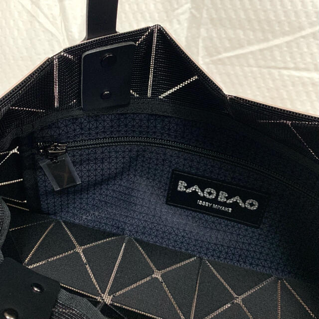 ISSEY MIYAKE(イッセイミヤケ)のBAOBAO ISSEYMIYAKE / トートバッグ レディースのバッグ(トートバッグ)の商品写真