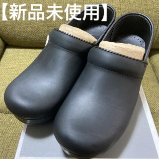 ダンスコ(dansko)の【新品未使用】dansko ダンスコ　ブラック　37(サンダル)