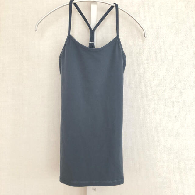 lululemon(ルルレモン)のlululemon Power Y Tank ブルー4(S〜M) 美品送料込 スポーツ/アウトドアのトレーニング/エクササイズ(ヨガ)の商品写真