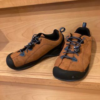 キーン（KEEN） 防寒・防水ブーツ　BASIN WP 新品未使用品　21センチ