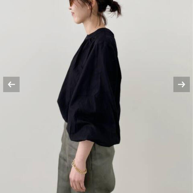 L'Appartement DEUXIEME CLASSE(アパルトモンドゥーズィエムクラス)の新品☺︎C/N Gahter Blouse  ブラック⭐︎ レディースのトップス(シャツ/ブラウス(長袖/七分))の商品写真