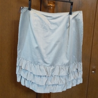 プロポーションボディドレッシング(PROPORTION BODY DRESSING)のフリルのタイトスカート(ひざ丈スカート)
