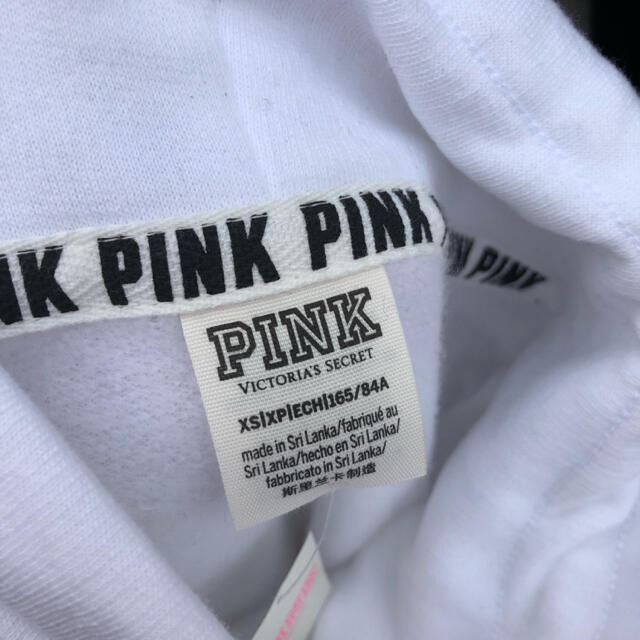 Victoria's Secret(ヴィクトリアズシークレット)のヴィクシー VS PINK オフタートルトップトロピカルホワイト XS レディースのトップス(トレーナー/スウェット)の商品写真