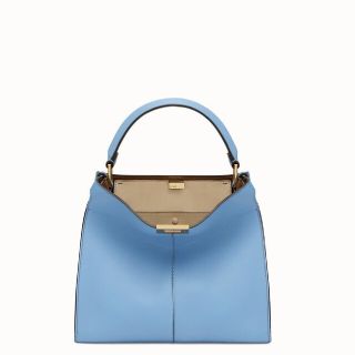 フェンディ(FENDI)のミディアム ピーカブー エックスライト　新品(ハンドバッグ)