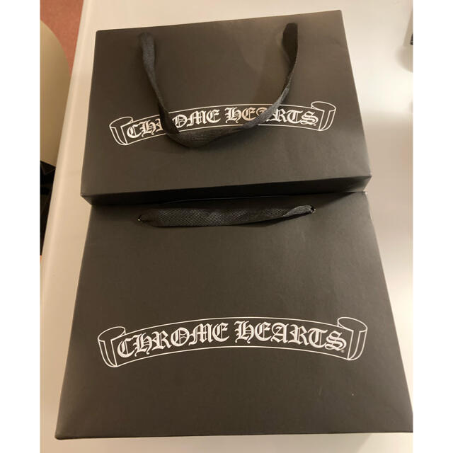 Chrome Hearts(クロムハーツ)のクロムハーツ　紙袋　ショッパー レディースのバッグ(ショップ袋)の商品写真