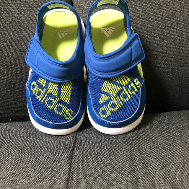 adidas(アディダス)のアディダス　サンダル　14㎝ キッズ/ベビー/マタニティのベビー靴/シューズ(~14cm)(サンダル)の商品写真