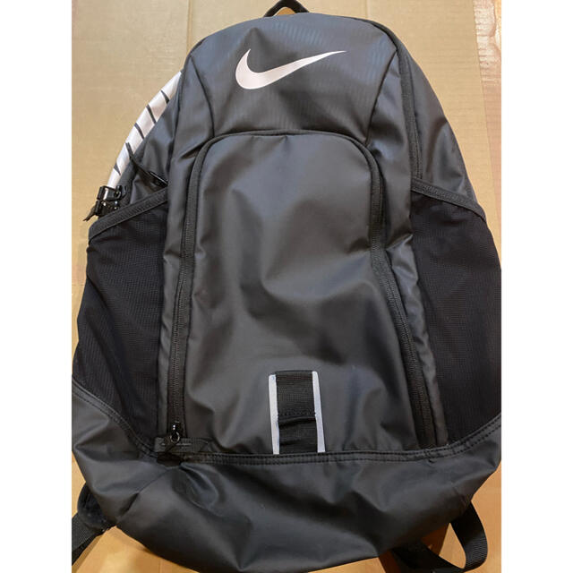 NIKE(ナイキ)のNIKE リュック お値下げ可能！！ レディースのバッグ(リュック/バックパック)の商品写真