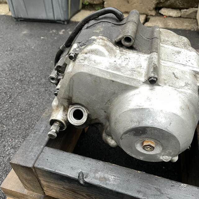 ホンダ - スーパーカブ c50 エンジン 低走行エンジンの通販 by ホンダ - スーパーカブ c50 エンジン 低走行エンジンの通販 by