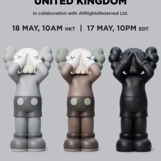 【新品】KAWS HOLIDAY UK Figure 3色セット(その他)