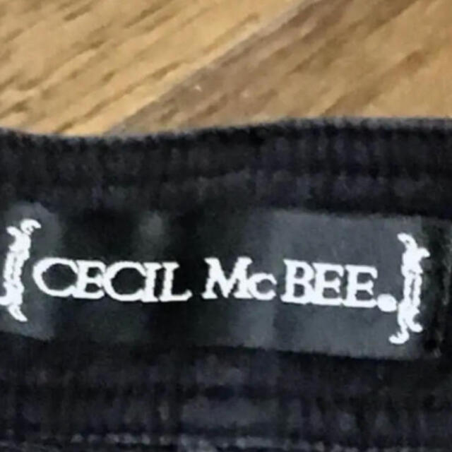 CECIL McBEE(セシルマクビー)のCECIL McBEE レースデザイン ガーリー ショートパンツ ブラック レディースのパンツ(ショートパンツ)の商品写真