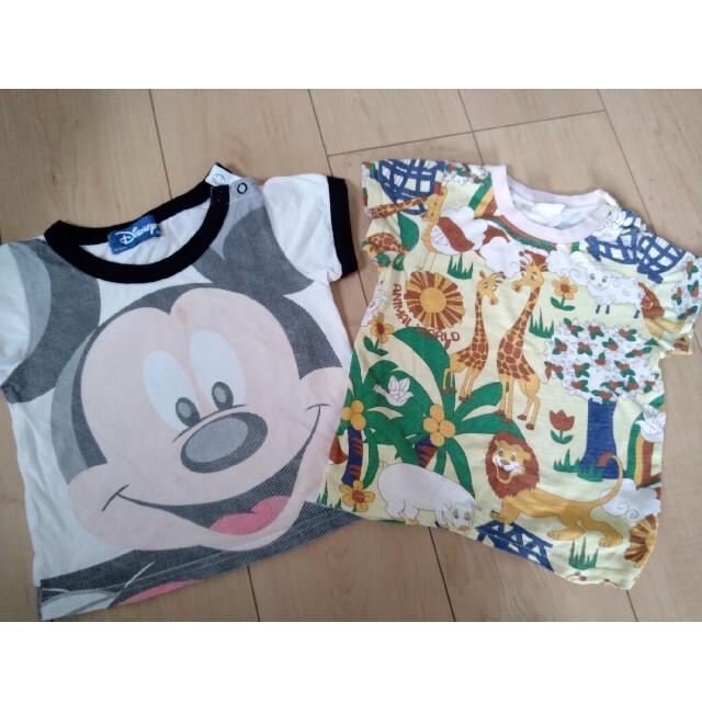 Disney(ディズニー)のベビーTシャツ　キッズTシャツ キッズ/ベビー/マタニティのキッズ服男の子用(90cm~)(Tシャツ/カットソー)の商品写真