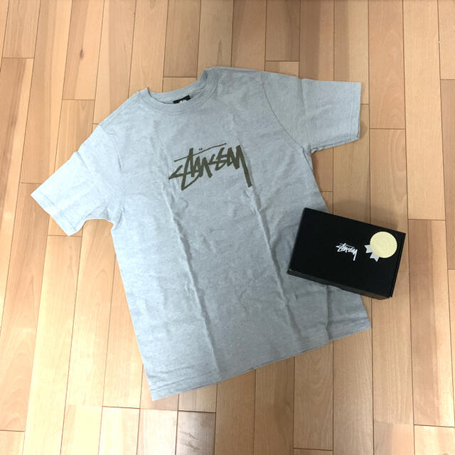 ⭐︎新品　STUSSY ステューシー Tシャツ　グレー　S