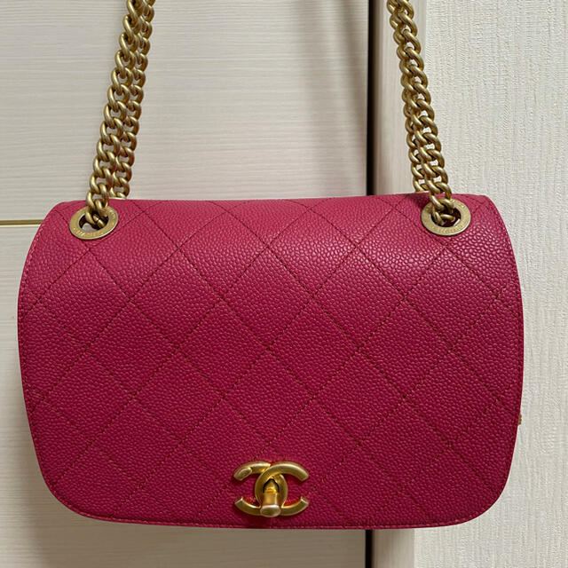 CHANEL(シャネル)のさくらさん専用　シャネル💕ショルダーバッグ レディースのバッグ(ショルダーバッグ)の商品写真