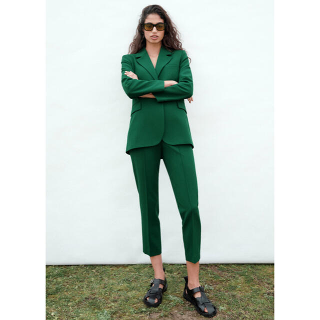 ZARA ダーツ入りハイウエストパンツ L