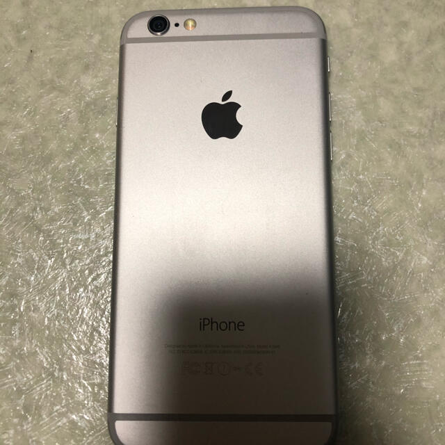 Apple(アップル)のiPhone 6 シルバー　nori様専用 スマホ/家電/カメラのスマートフォン/携帯電話(スマートフォン本体)の商品写真