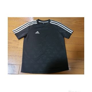 アディダス(adidas)のアディダス　キッズTシャツ　140 新品未使用(Tシャツ/カットソー)