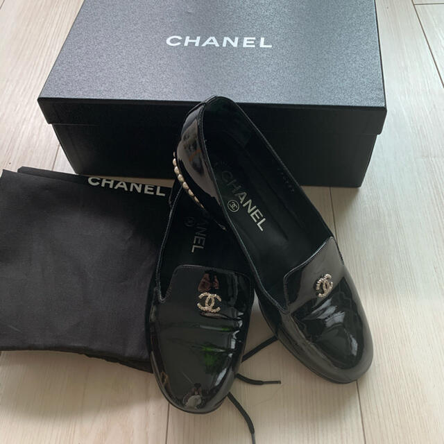 CHANEL(シャネル)の本日のみSALE‼️CHANEL シャネル　ローファー　35ハーフ レディースの靴/シューズ(ローファー/革靴)の商品写真