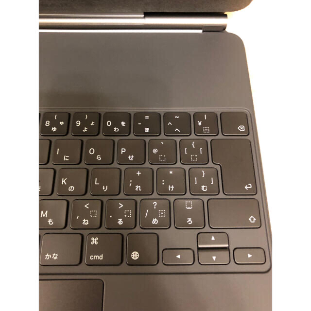 iPad(アイパッド)の専用品☆美品☆ iPad pro 12.9 & MagicKeyboard スマホ/家電/カメラのPC/タブレット(タブレット)の商品写真