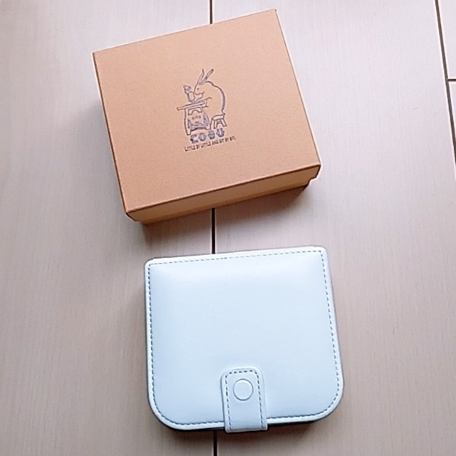 COBU 新品 白 革 アクセサリー ジュエリー ケース 収納 携帯 レディースのアクセサリー(その他)の商品写真